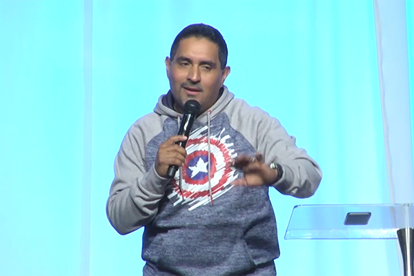 Avanza a pesar de las circunstancias – Pastor Luis Sanchez