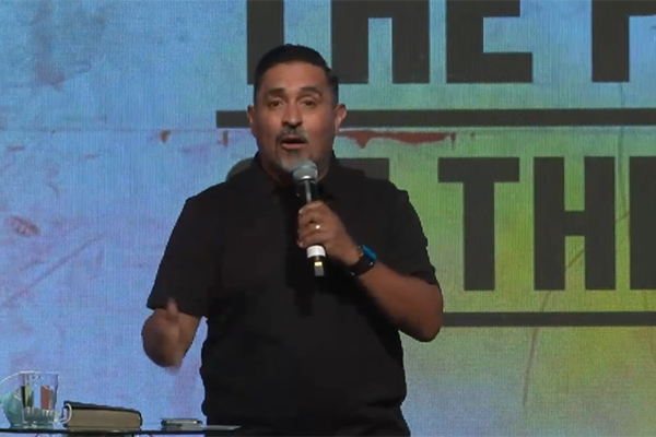 El poder de sostener la visión – Pastor Luis Sánchez